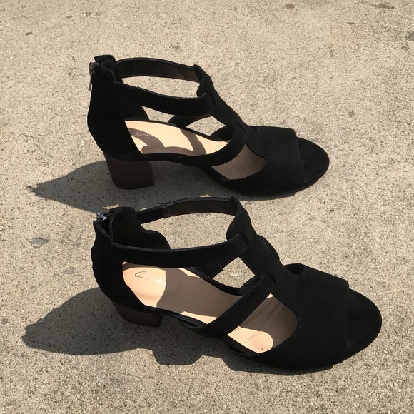 Clarks Deloria Fae Black Suede Heels - Picture 7 of 11